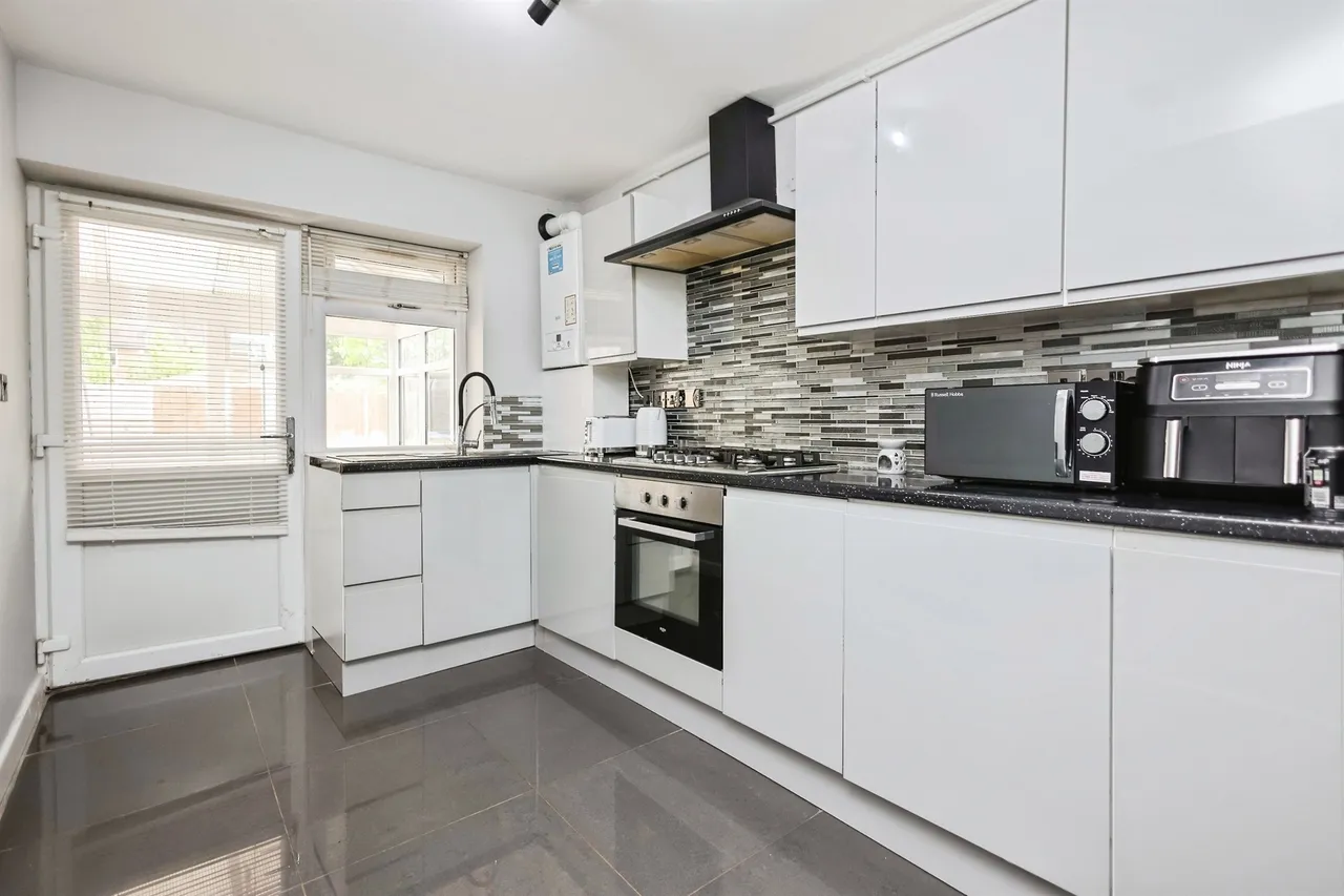 Shard End Crescent, Birmingham, B34, photo 9