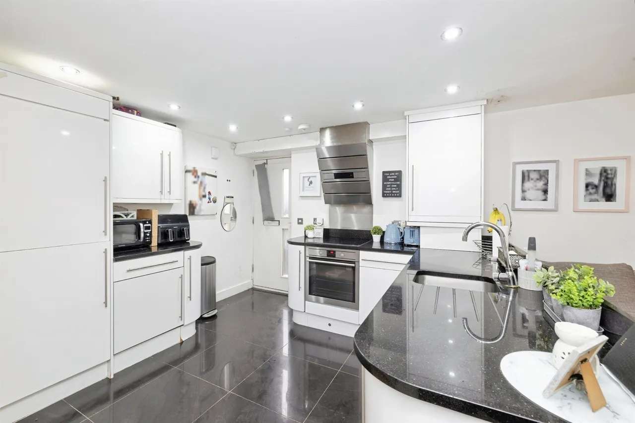 Smith Street, Watford, WD18, photo 4