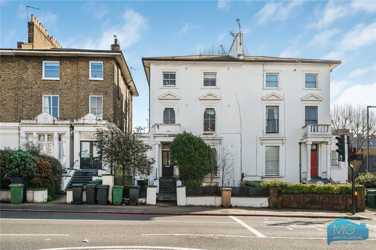 1 bed flat for sale, Camden Road, London, NW1
