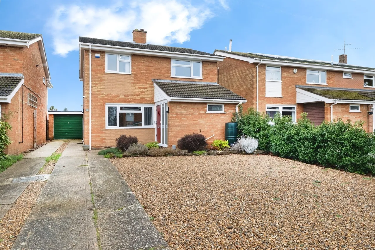 4 bed house for sale — Mardle Road, Linslade, Leighton Buzzard