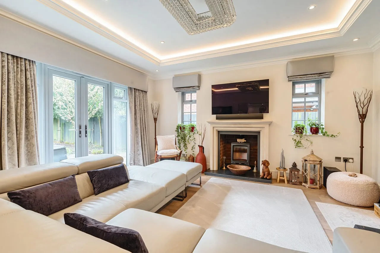 Elvetham Road, Fleet, Fleet, GU51 4HH, photo 10
