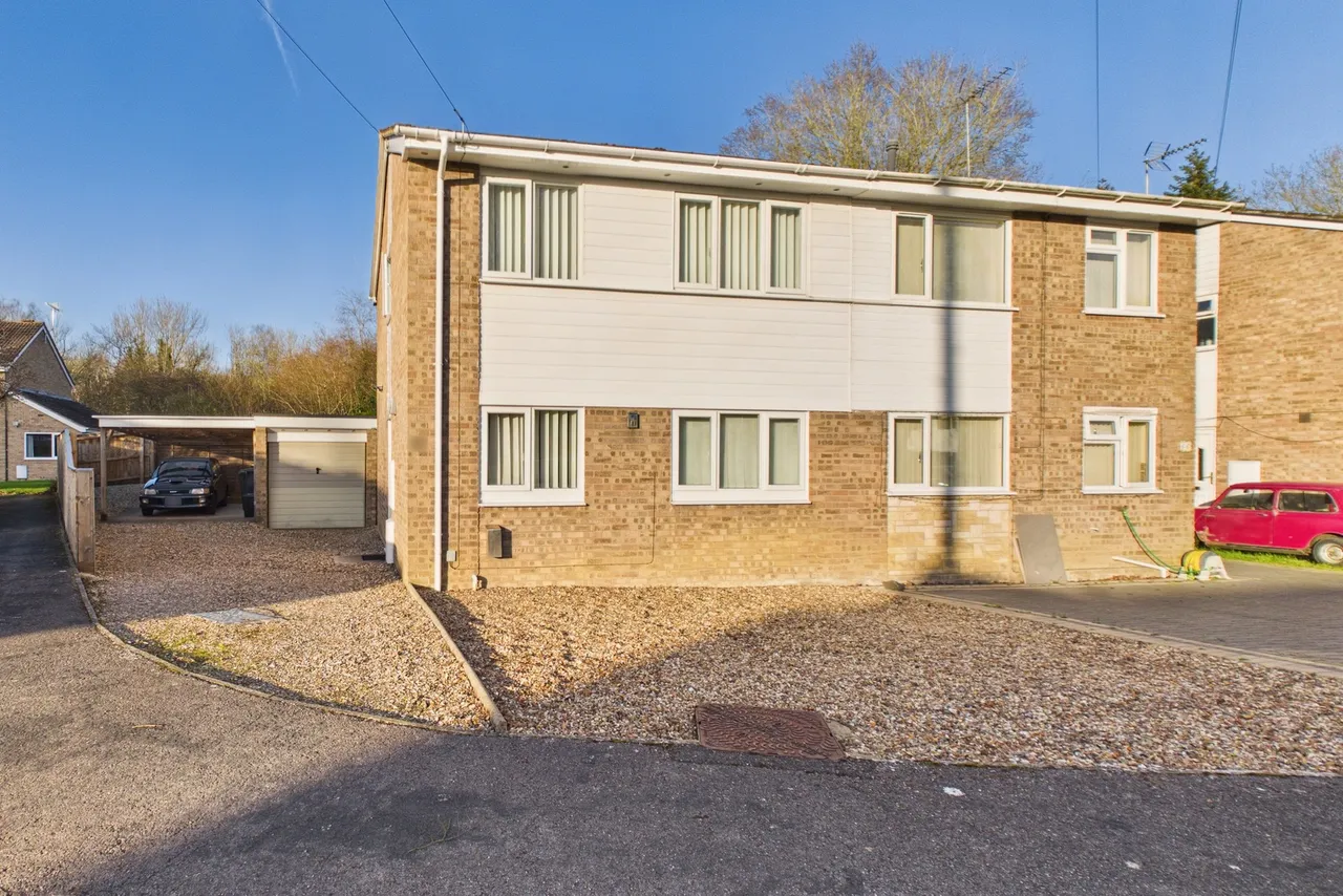 3 bed house for sale, Ash Road, Onehouse