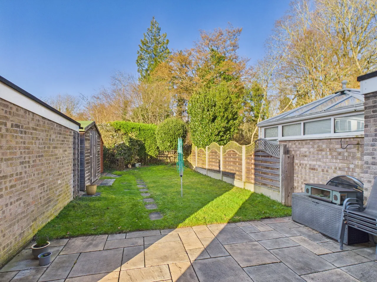 Ash Road, Onehouse, photo 9