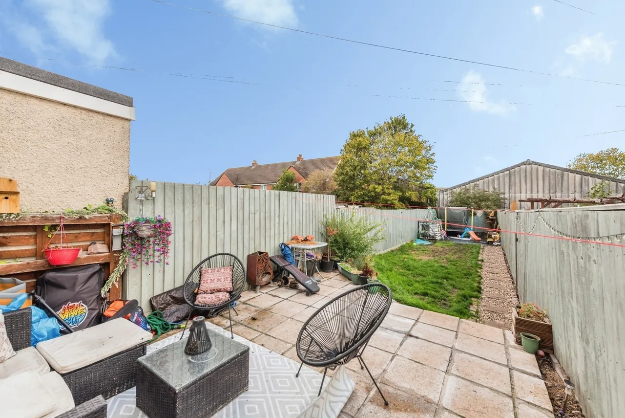 Edinburgh Street, Swindon, SN2, photo 14