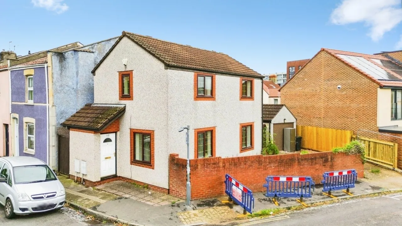 2 bed house for sale — British Road, Bedminster, BS3 3BY