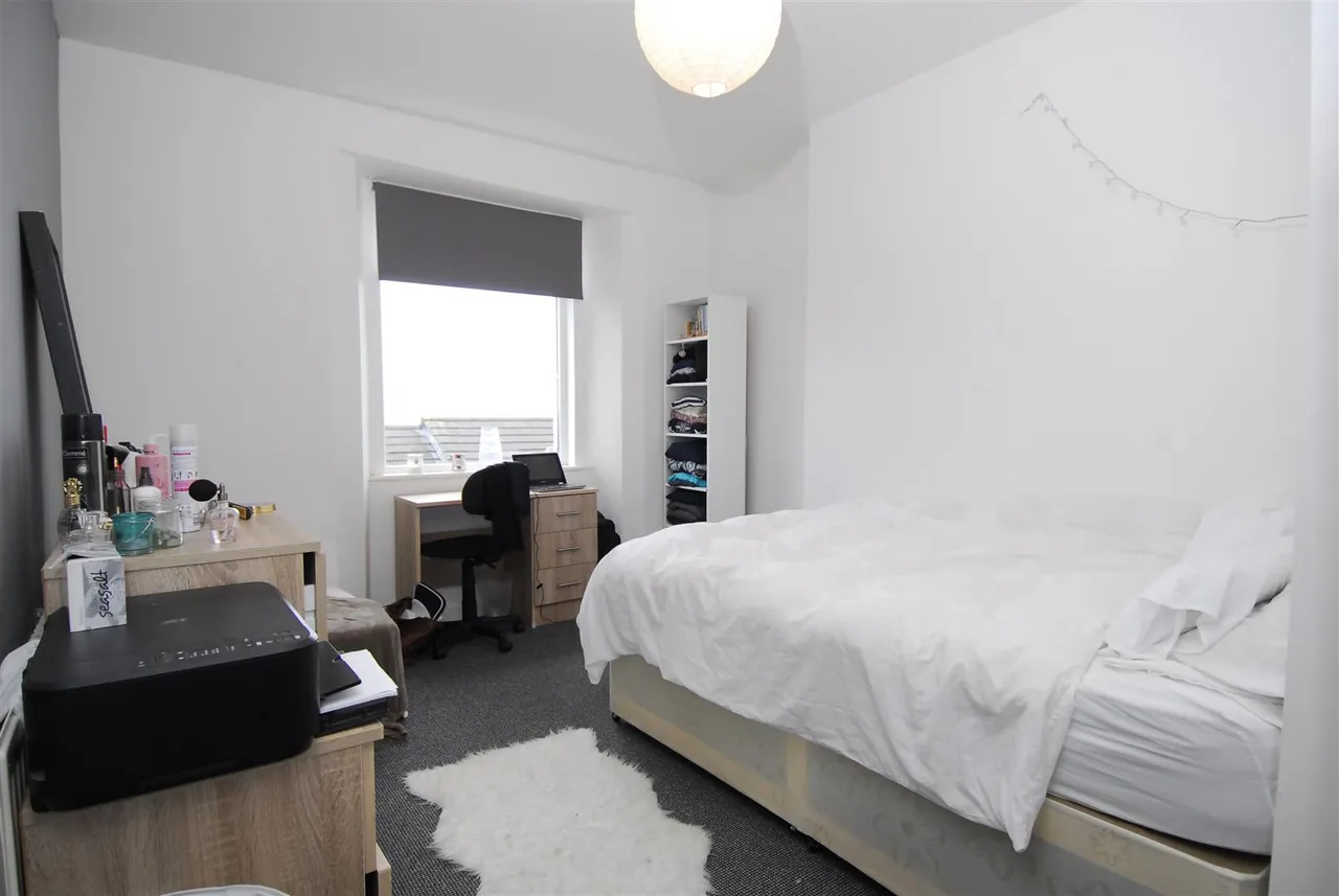 Clifton Place, Plymouth, photo 7