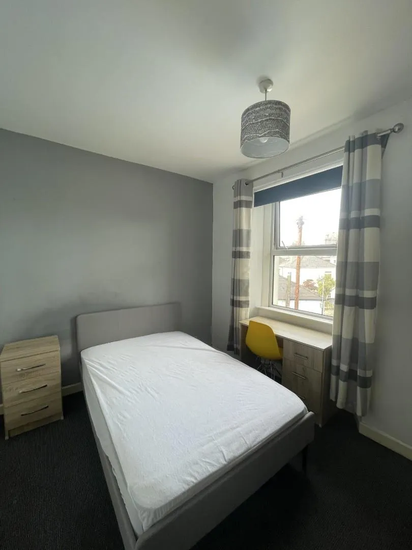 Clifton Place, Plymouth, photo 16