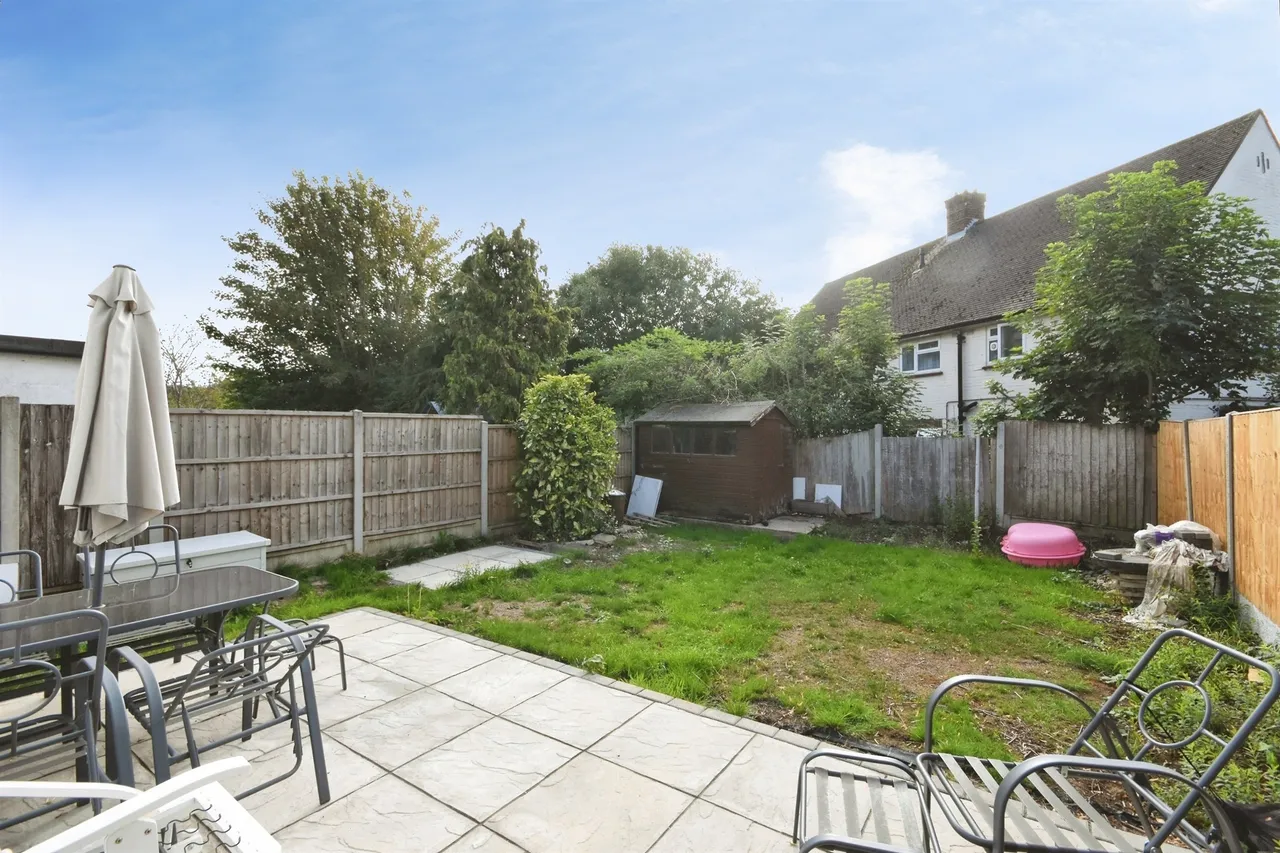 Orchard Avenue, Brentwood, CM13, photo 17