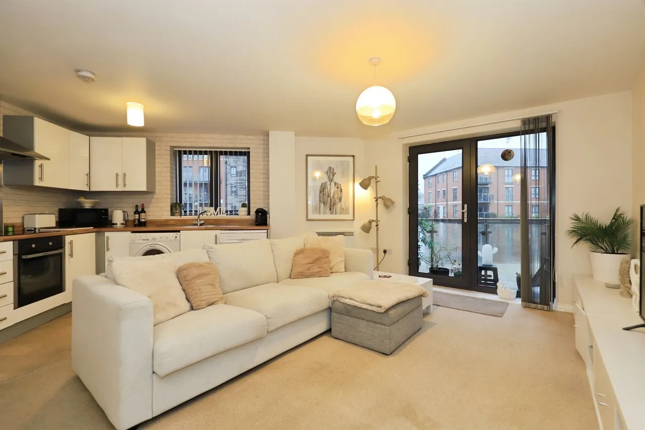 Larch Way, Stourport-On-Severn, DY13, photo 7
