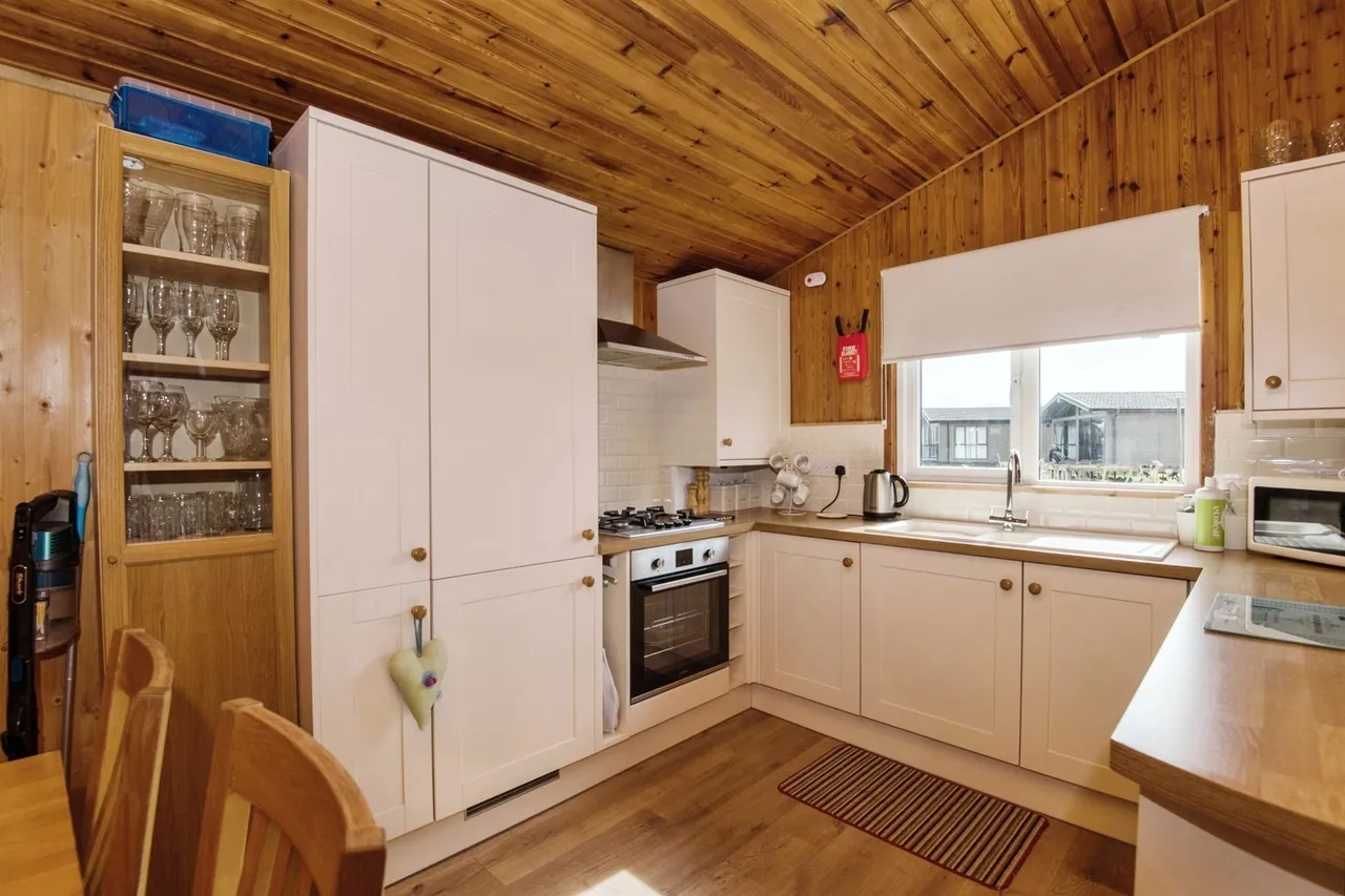 Sidmouth Road, Rousdon, DT7, photo 7