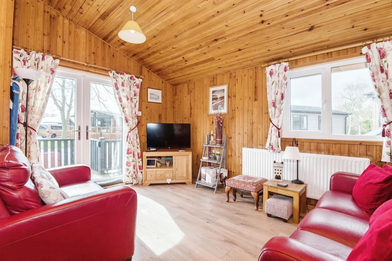 Sidmouth Road, Rousdon, DT7, photo 4