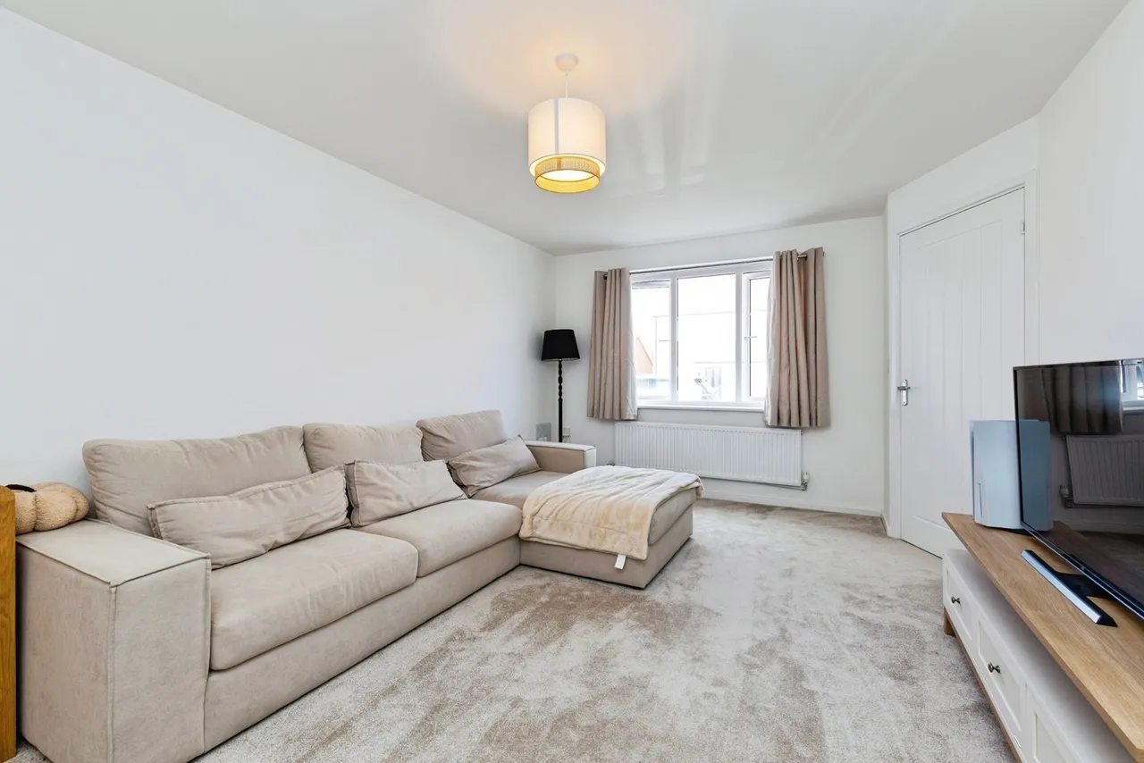 Peat Edge Court, Bowburn, Durham, DH6, photo 2