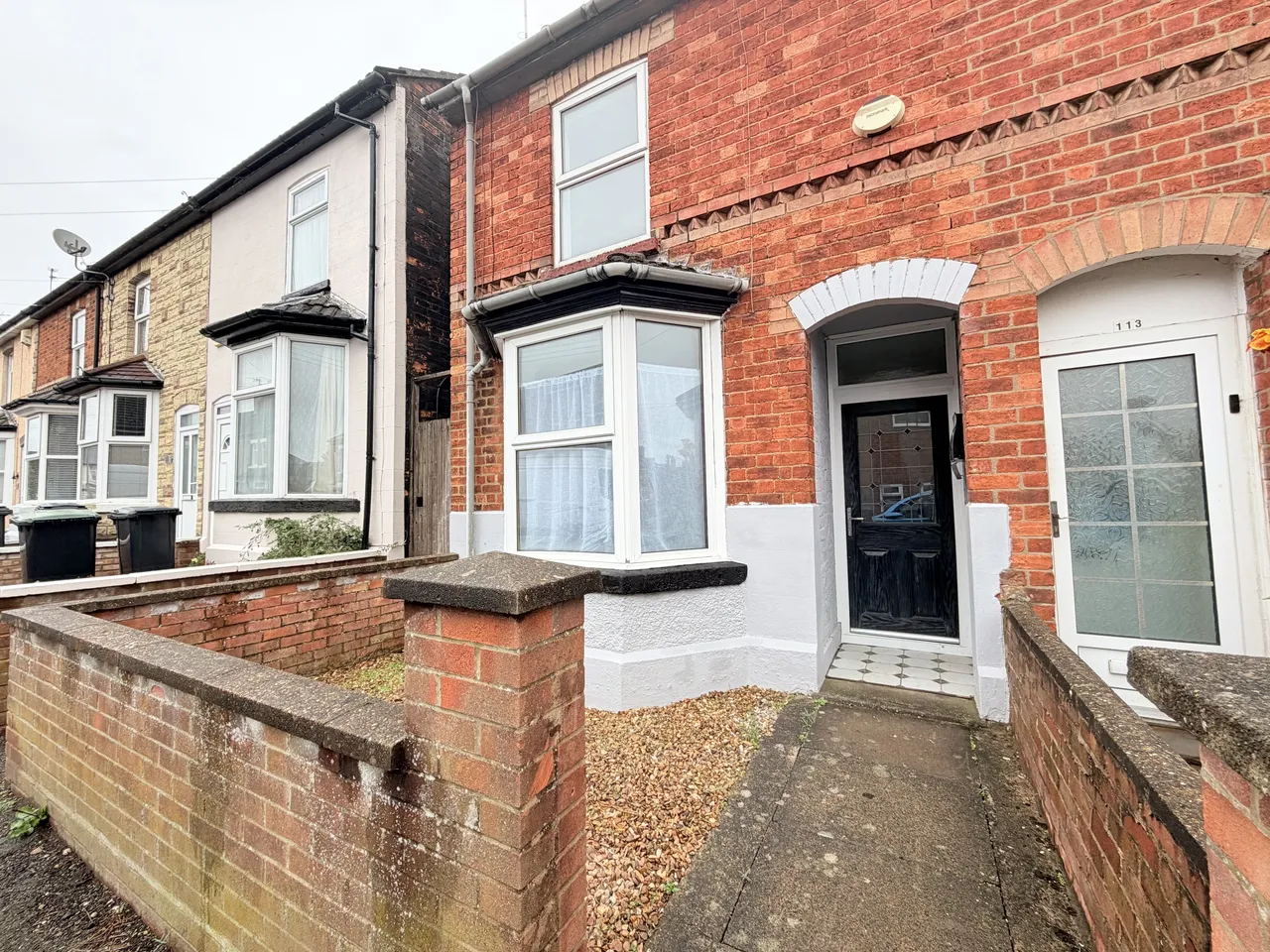 3 bed house to rent — Cromwell Road, RUSHDEN
