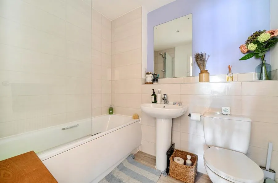 Barley Road, Finchwood Park, RG40, photo 8