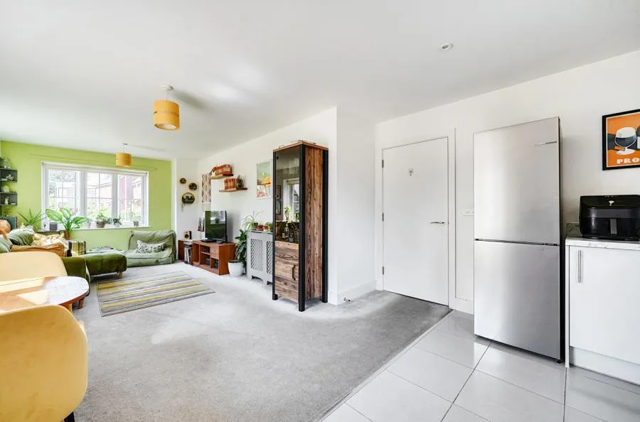 Barley Road, Finchwood Park, RG40, photo 9