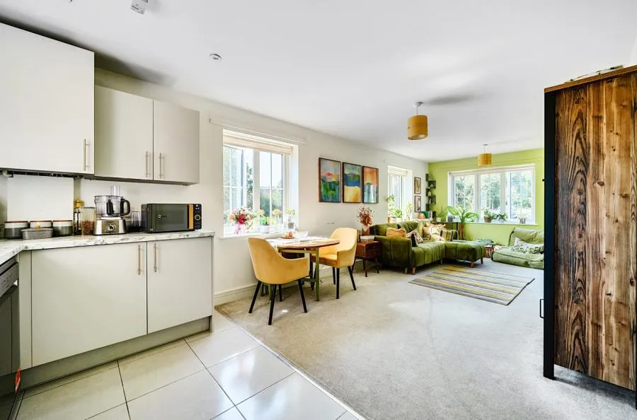 Barley Road, Finchwood Park, RG40, photo 11