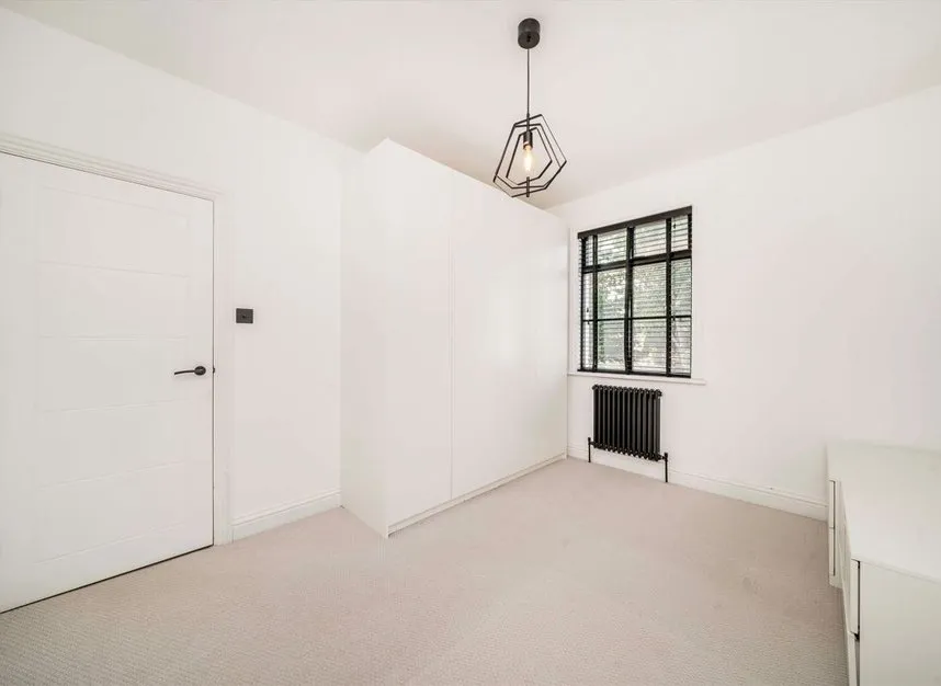 Kings Road, Long Ditton, KT6, photo 7