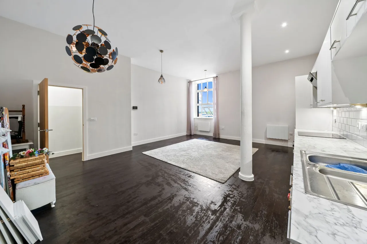 Apartment 64, Mather House Mather Lane, Leigh, Leigh, WN7 2FS, photo 4