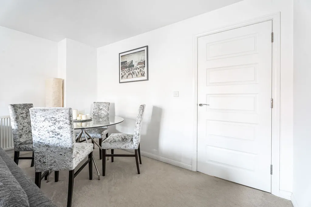 Countess Way, Brooklands, MK10, photo 5