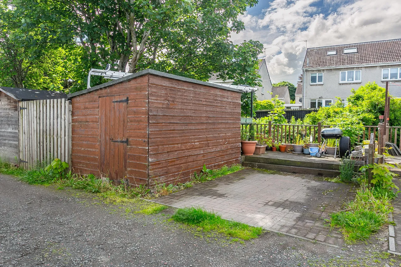 New Holygate, Broxburn, EH52, photo 17