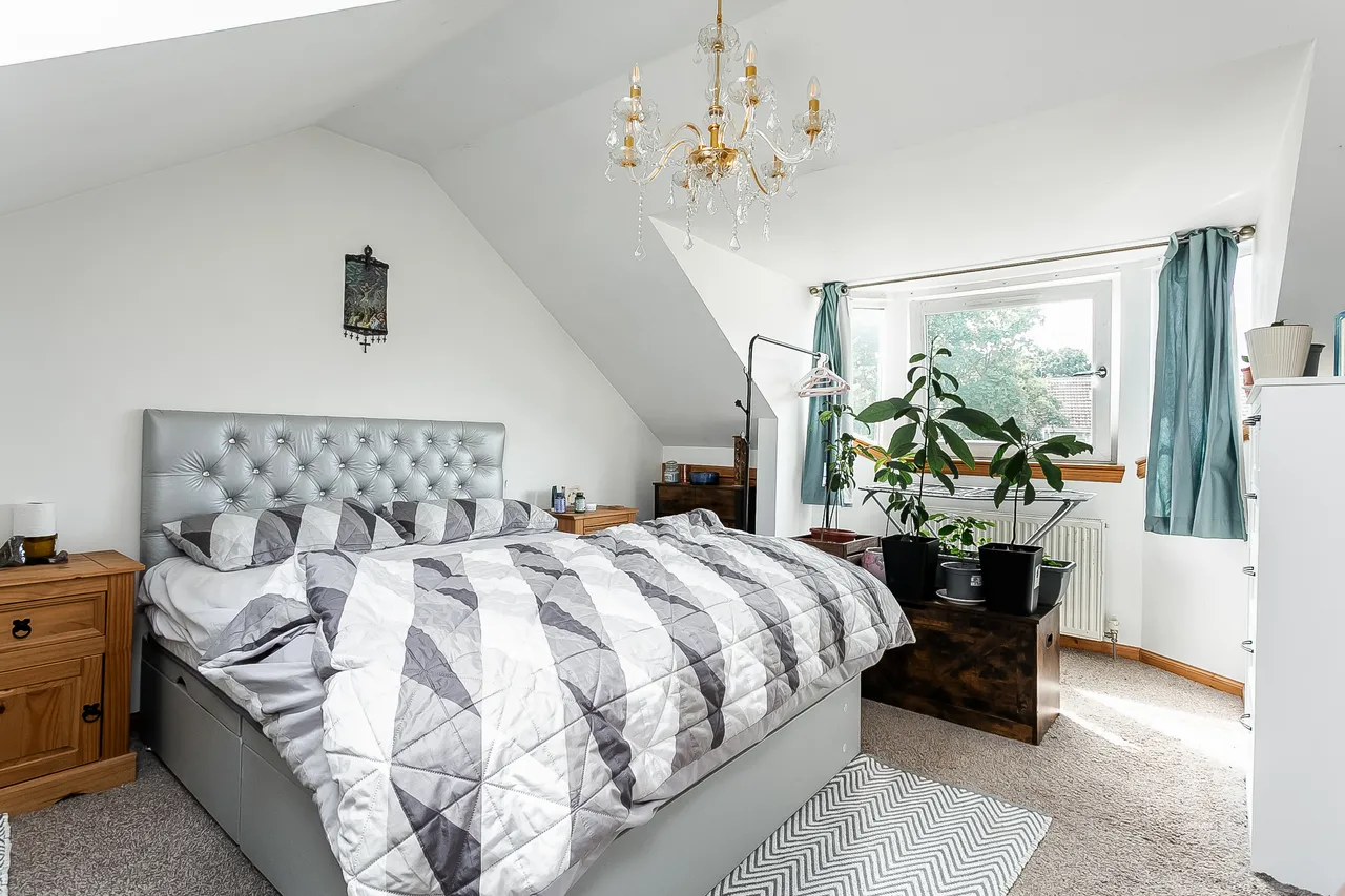 New Holygate, Broxburn, EH52, photo 8