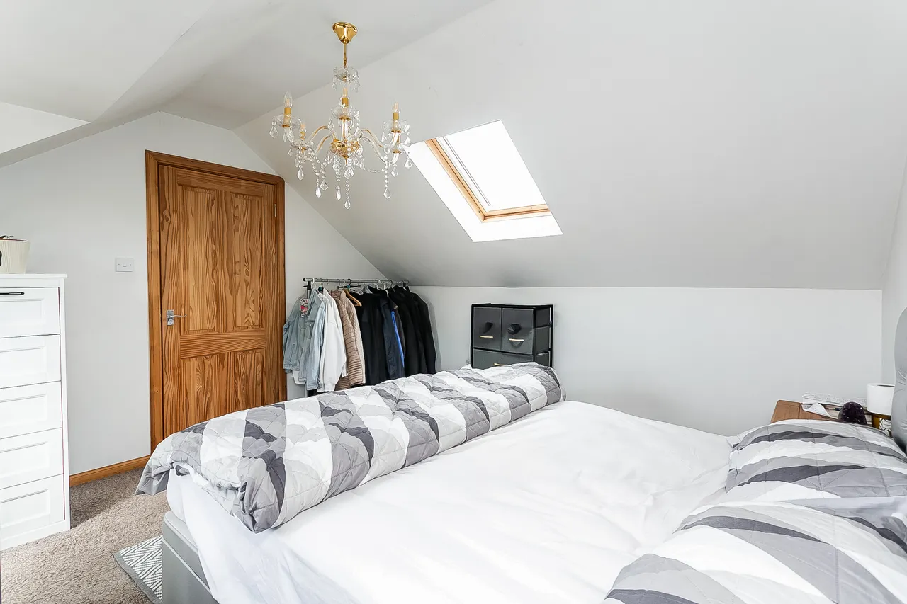 New Holygate, Broxburn, EH52, photo 10