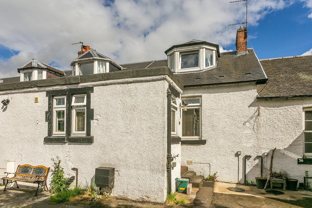 New Holygate, Broxburn, EH52, photo 19