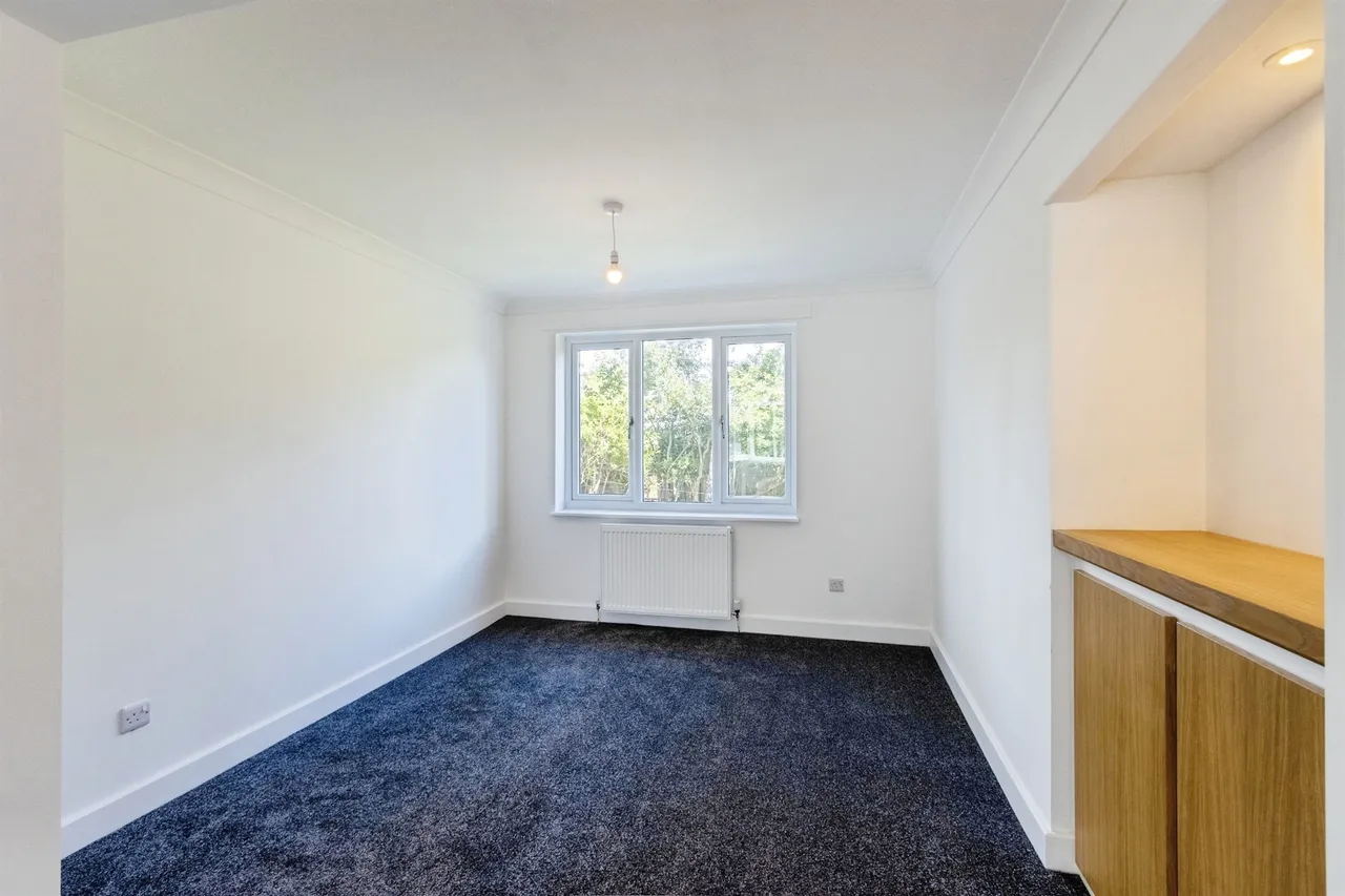 Oakworth Close, Barnsley, photo 11