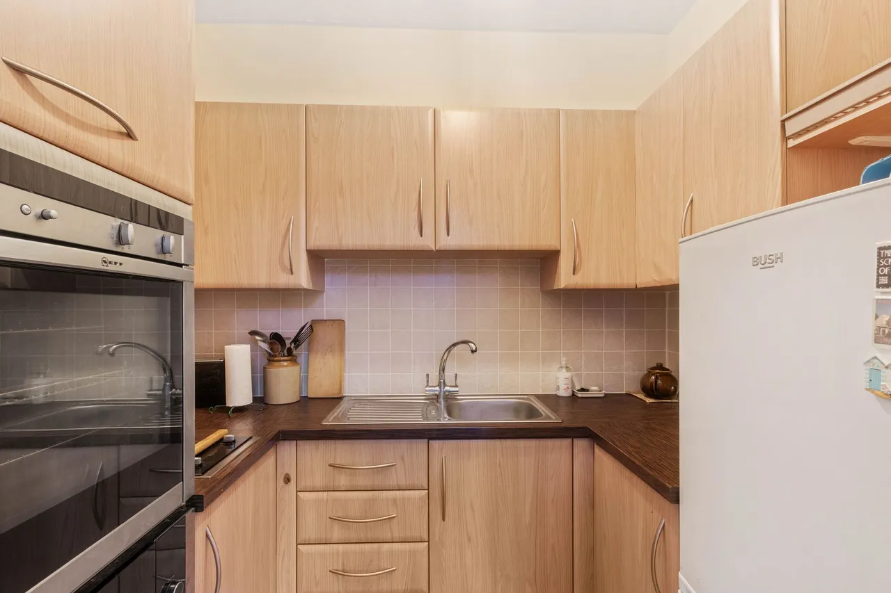 Oulton Court, Grappenhall, Warrington, Warrington, WA4 2NT, photo 4
