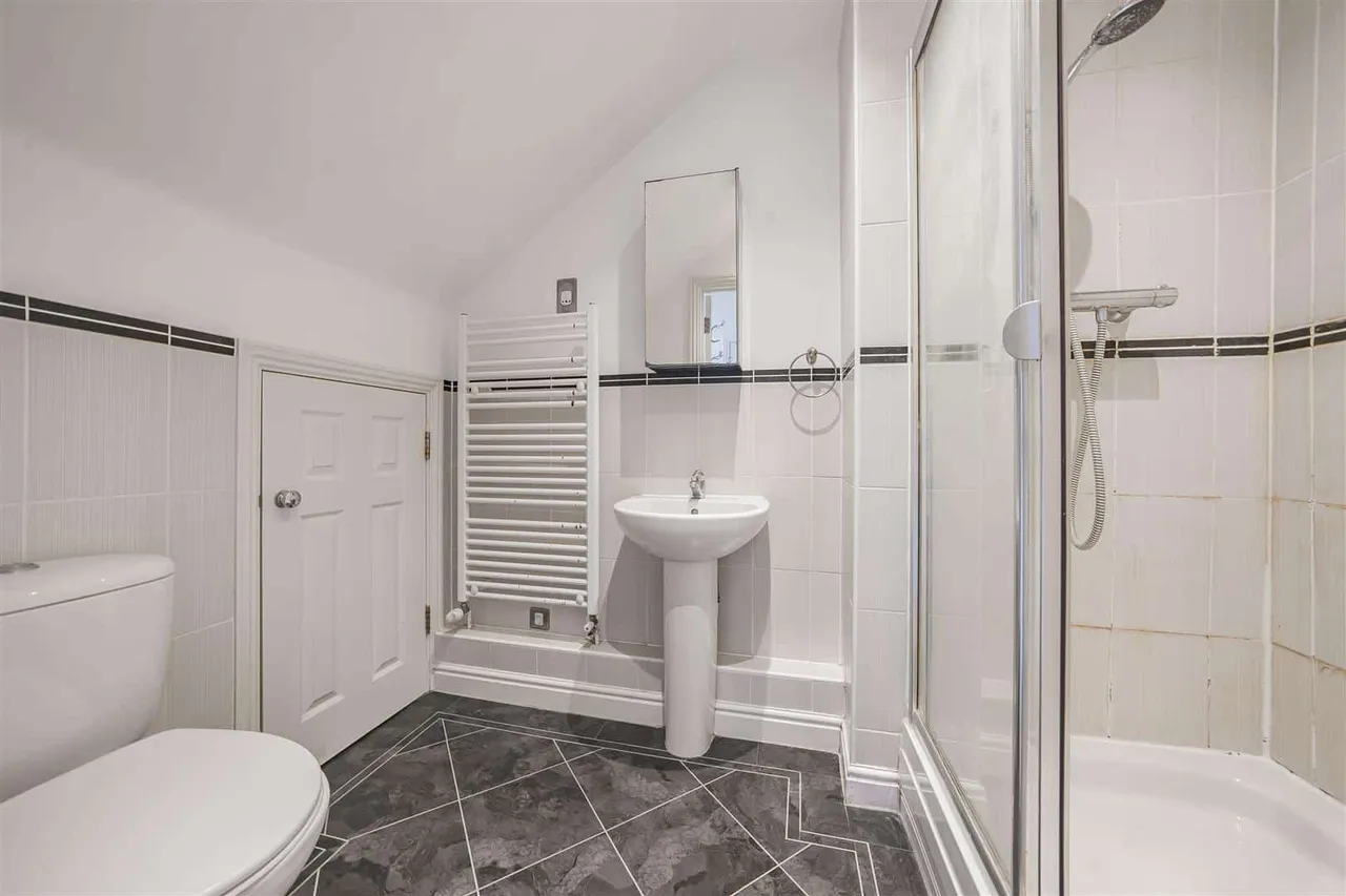 Brook Avenue, Ascot, SL5 7SG, photo 12