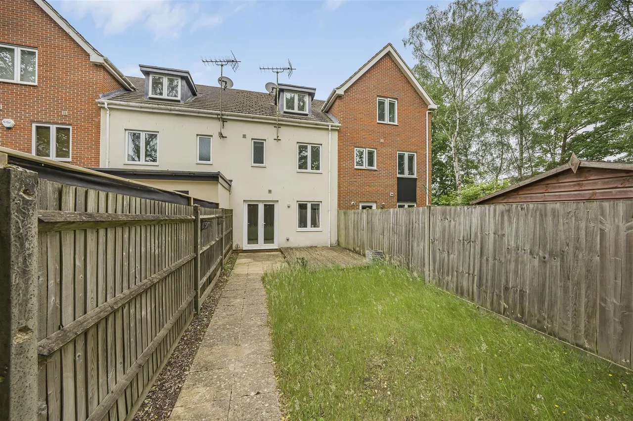 Brook Avenue, Ascot, SL5 7SG, photo 9