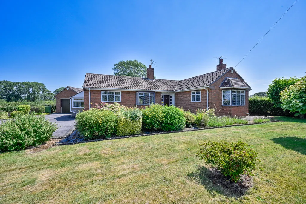Stafford Road, Aston-by-Stone, photo 17