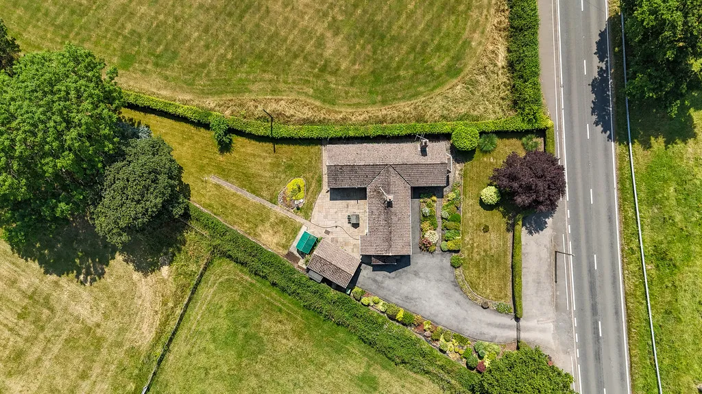 Stafford Road, Aston-by-Stone, photo 19