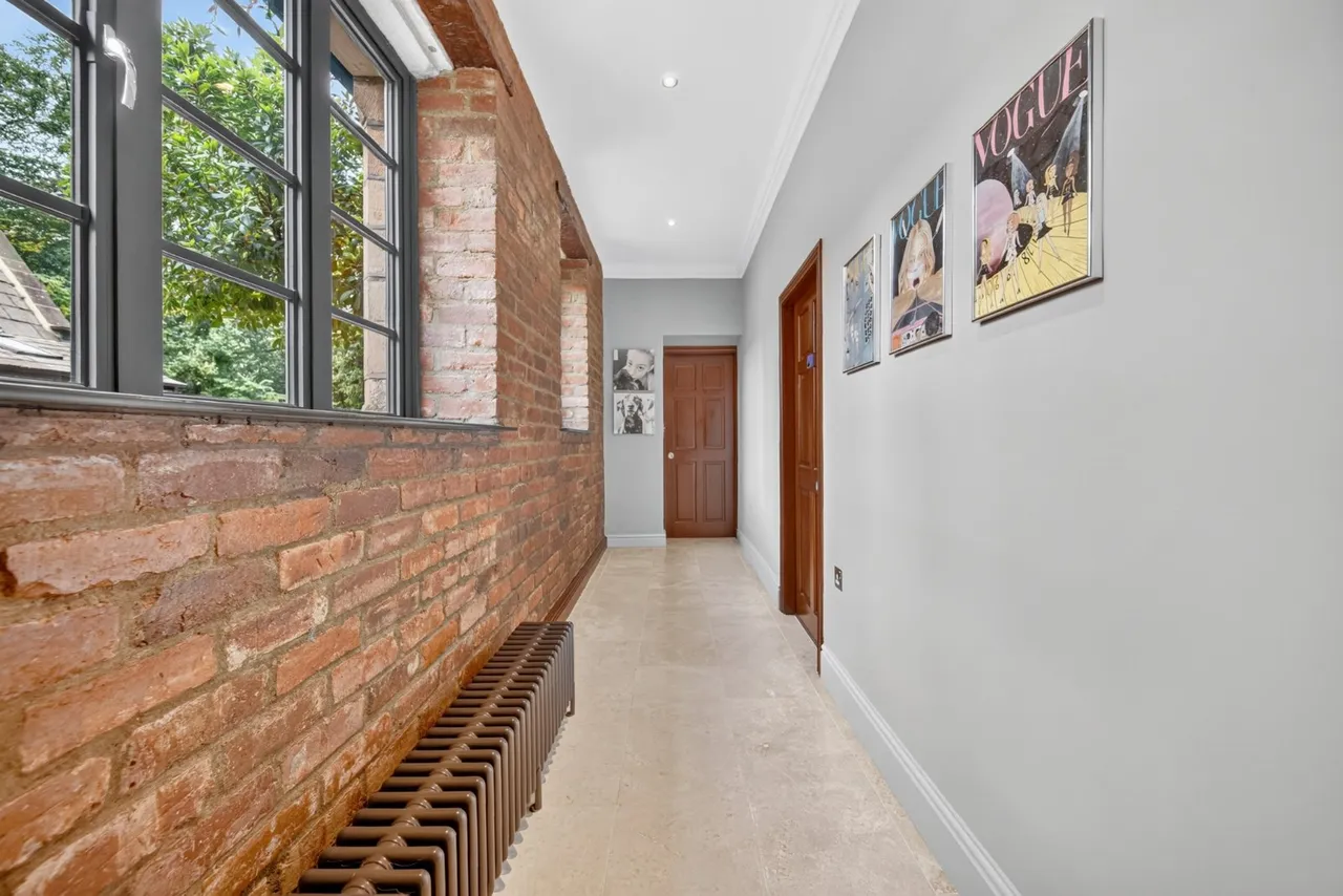 Woodlands Drive, Rawdon, LS19, photo 16