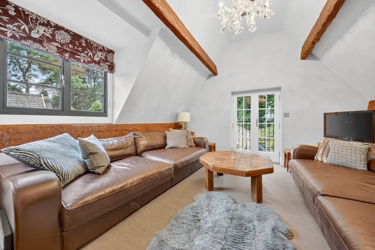 Woodlands Drive, Rawdon, LS19, photo 4