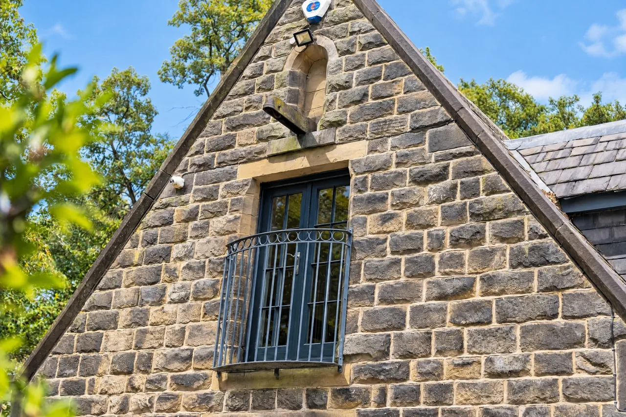 Woodlands Drive, Rawdon, LS19, photo 35