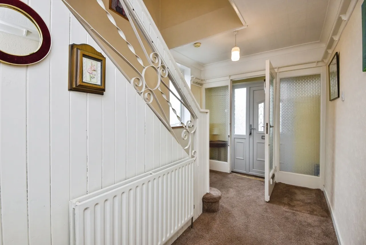 Warwick Avenue, Morecambe, LA4, photo 10