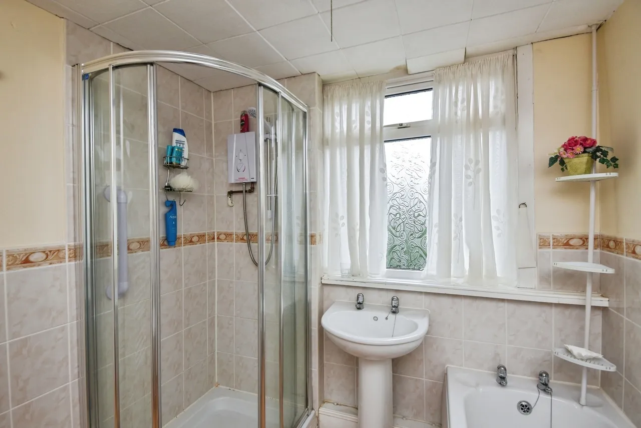 Warwick Avenue, Morecambe, LA4, photo 16