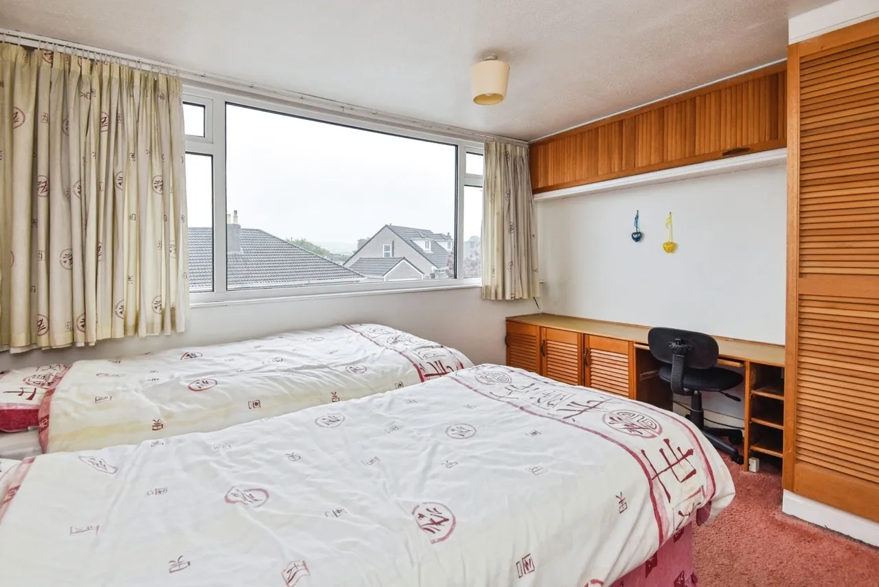 Warwick Avenue, Morecambe, LA4, photo 14