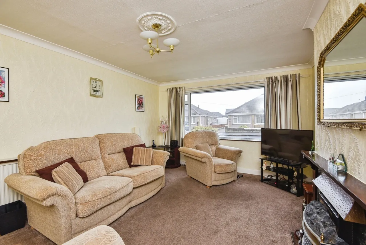 Warwick Avenue, Morecambe, LA4, photo 5