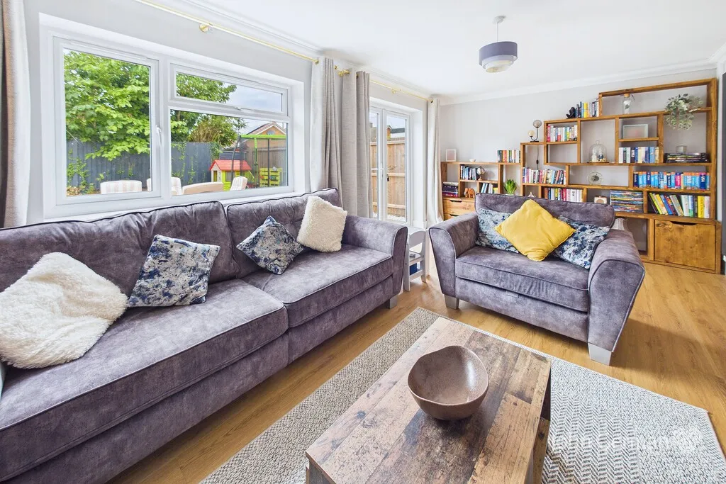 Hawley Close, East Leake, photo 5