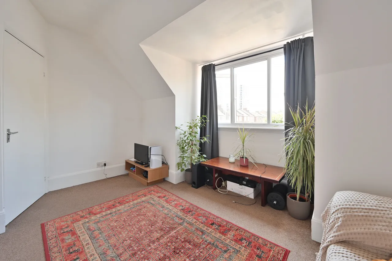 Flat 4, 86 Peel Road, Harrow, photo 4