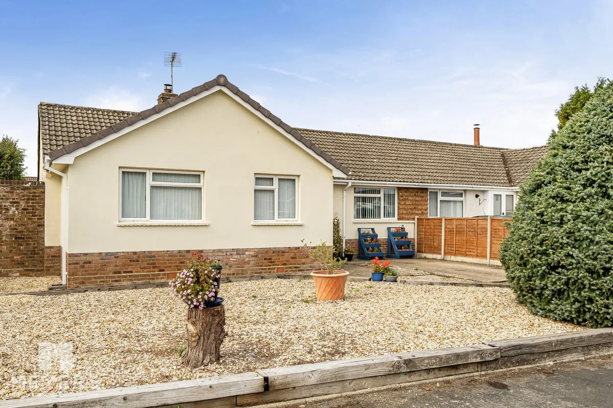 Hardy Close, West Moors, BH22, photo 18
