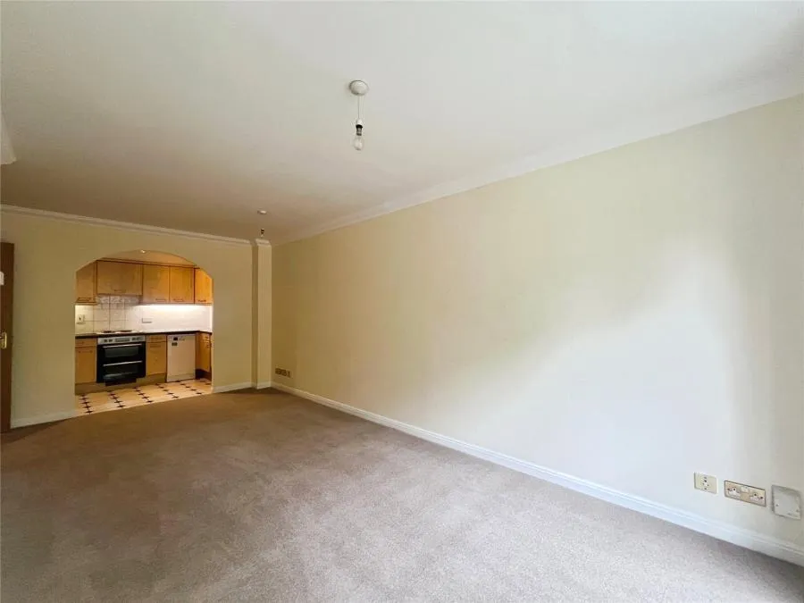 Montague Close, Wokingham, RG40, photo 4