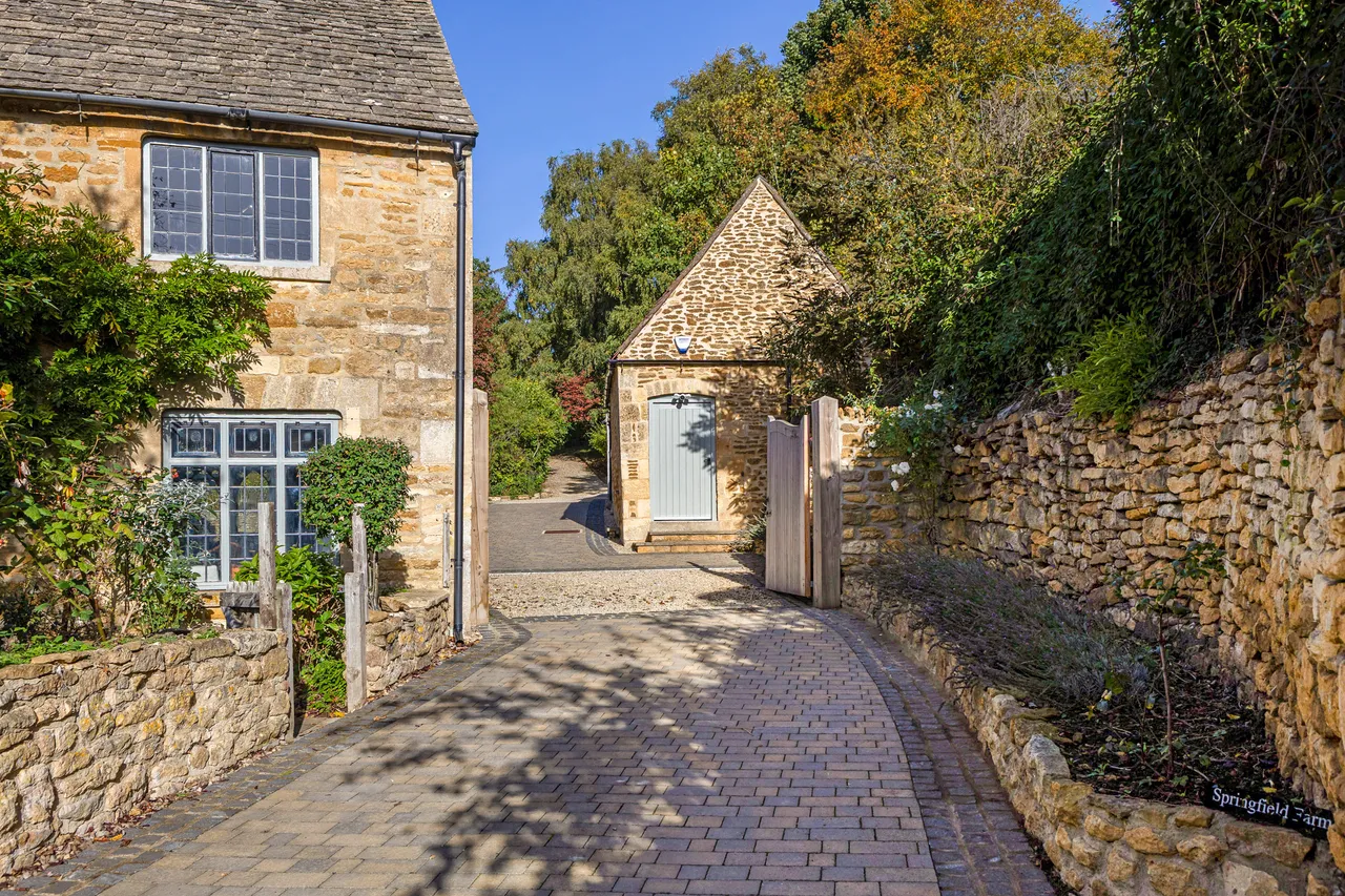 Ebrington, Chipping Campden, GL55, photo 12