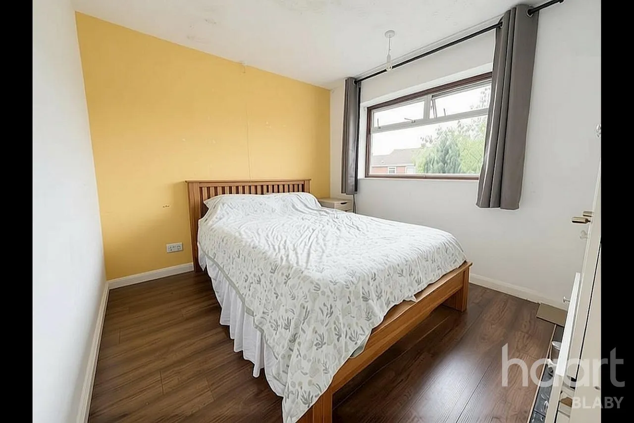 Gwendoline Drive, Leicester, LE8, photo 8