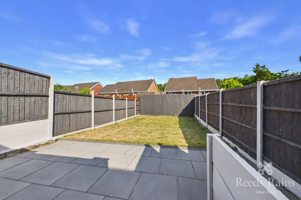 Chadwick Road, St. Helens, WA11, photo 6