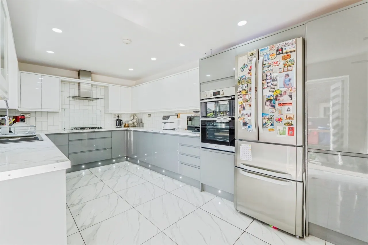 Strathnairn Street, Roath, CF24, photo 9