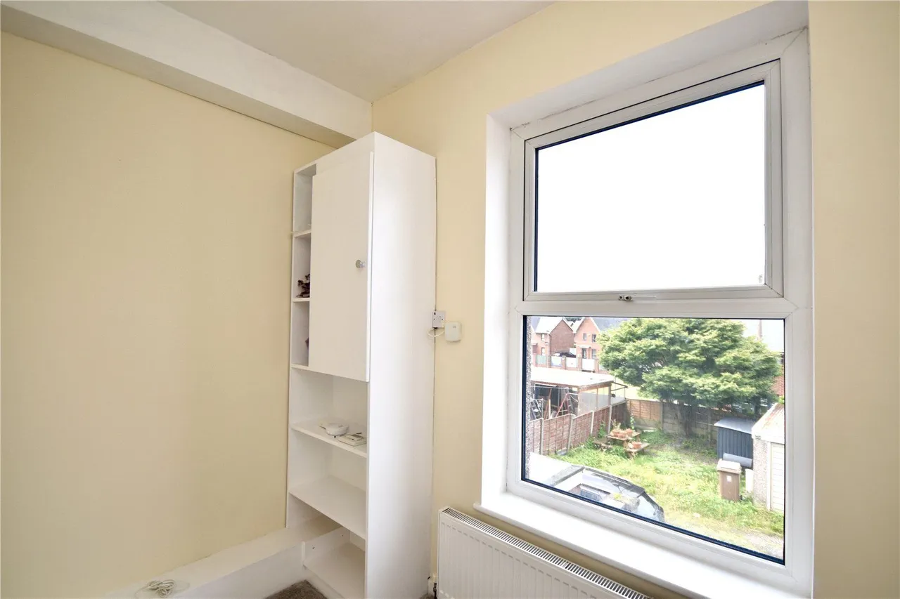 Manchester Road, Castleton, OL11, photo 7