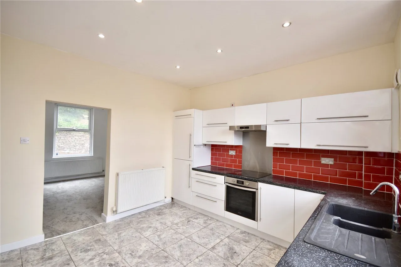 Manchester Road, Castleton, OL11, photo 11